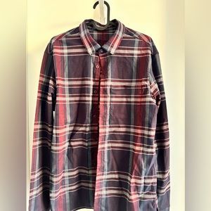 Lululemon men’s flannel shirt